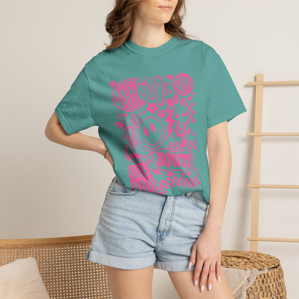 Cowgirl Howdy Graphic T-Shirt