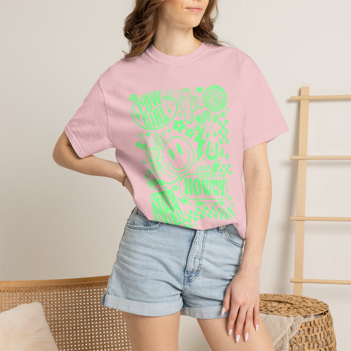 Cowgirl Howdy Graphic T-Shirt