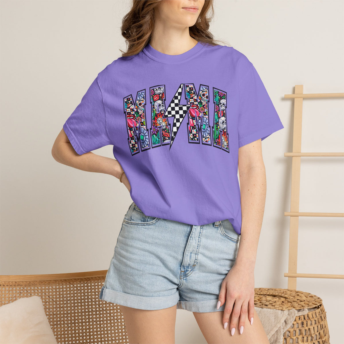 MAMA graphic tee