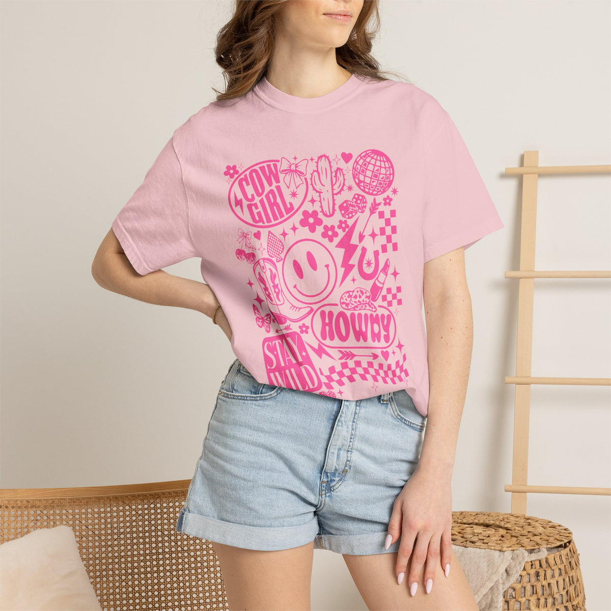 Cowgirl Howdy Graphic T-Shirt