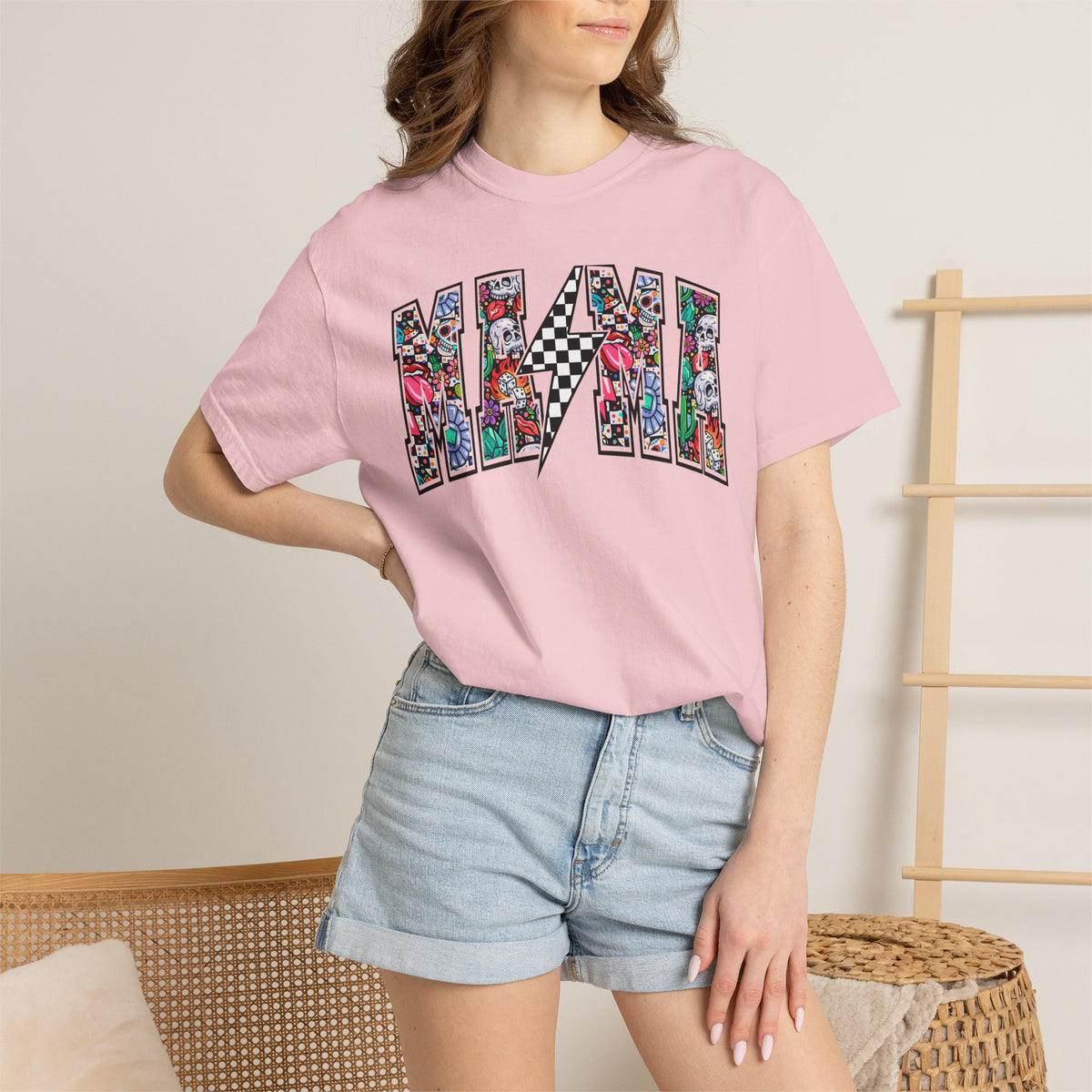 MAMA graphic tee